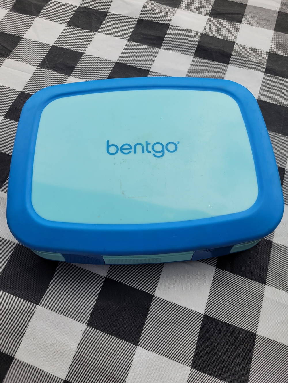 Bentgo Kids Blue Lunch Box - Light & Royal Blue
